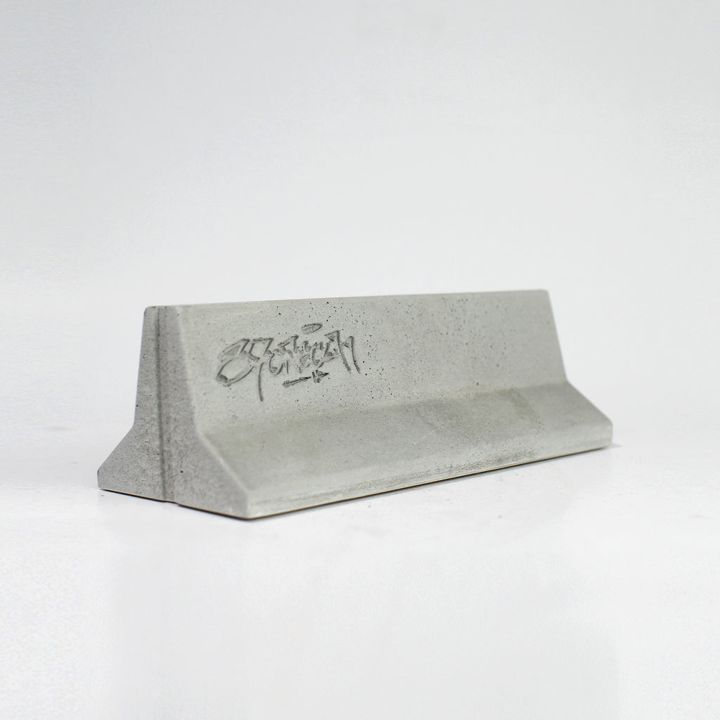 JB Jersey Barrier Concrete Fingerboard Obstacle, Natural