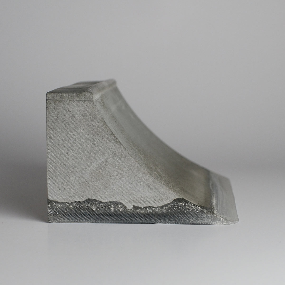 Quarter Piper QP 01 Concrete Fingerboard Obstacle, Natural