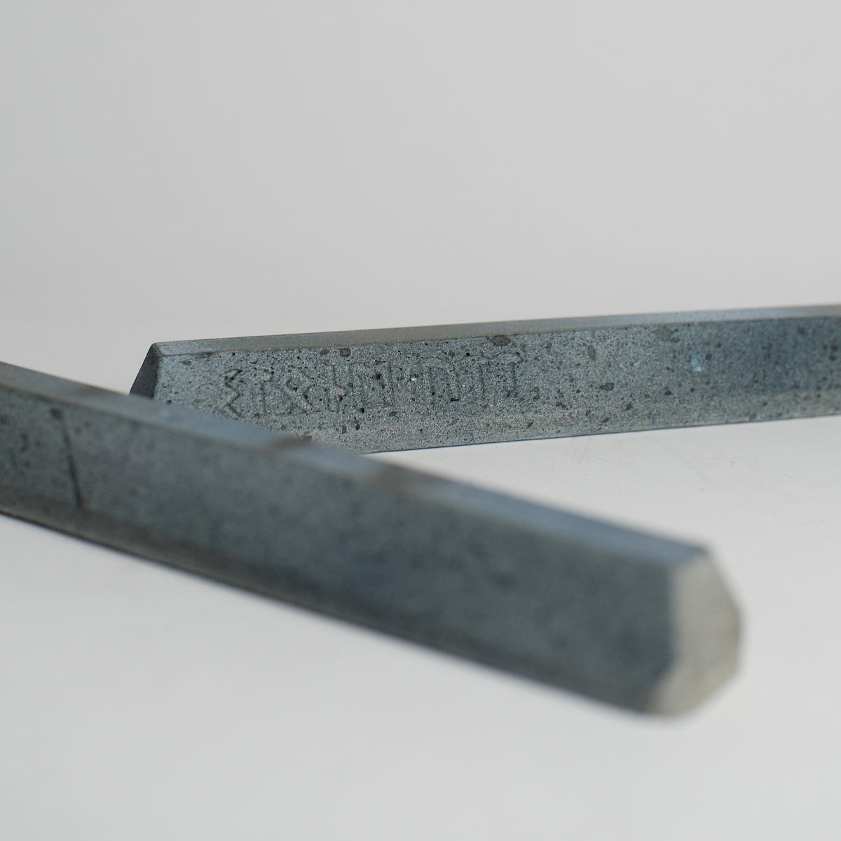Slappy Classic Curb Concrete Fingerboard, WW