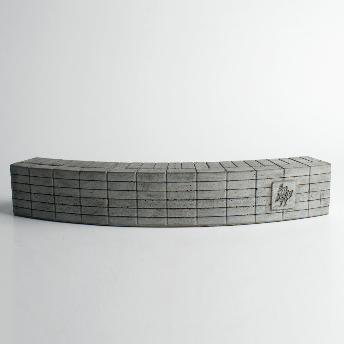 Curve Brick Bench (CBB) Concrete Fingerboard Obstacle, Natural Wash Relic